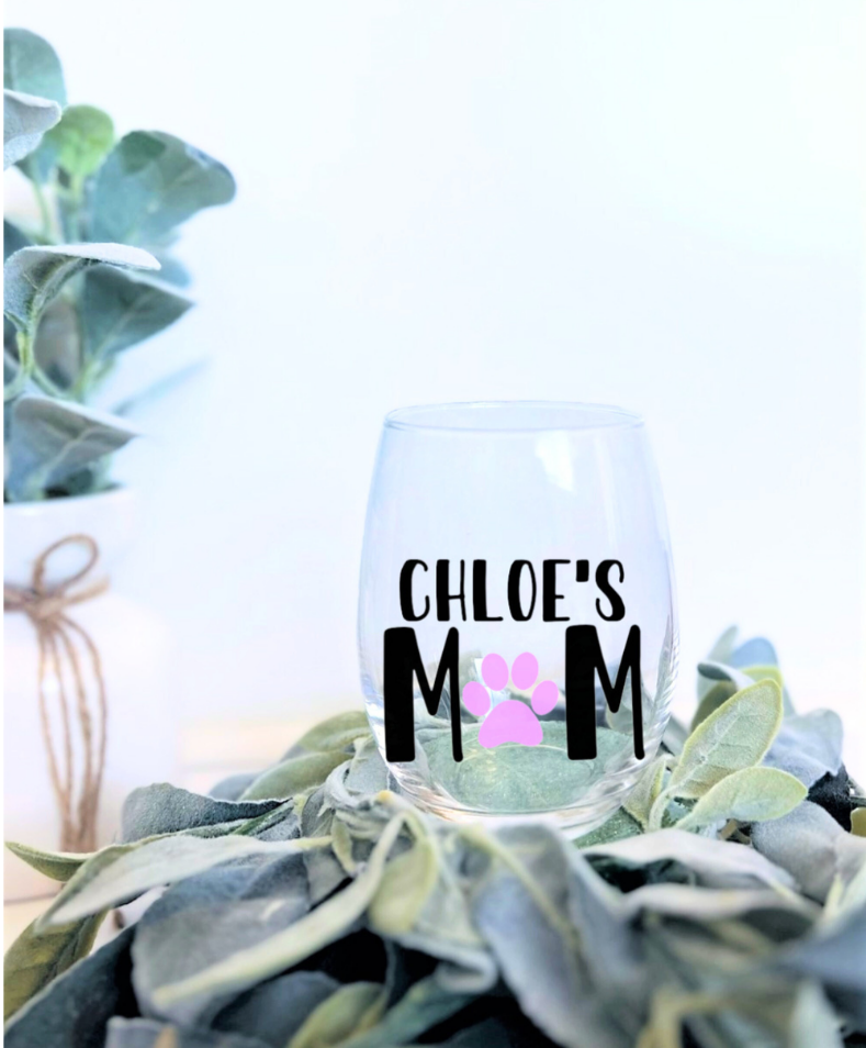 Dog Mom Stemless 20 oz Wine Glass | Cat Mom 16 oz Libby Glass with Bamboo Lid