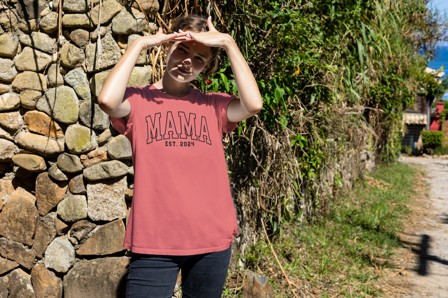 Comfort Colors® Mama Est 2024 Unisex Oversized T shirt
