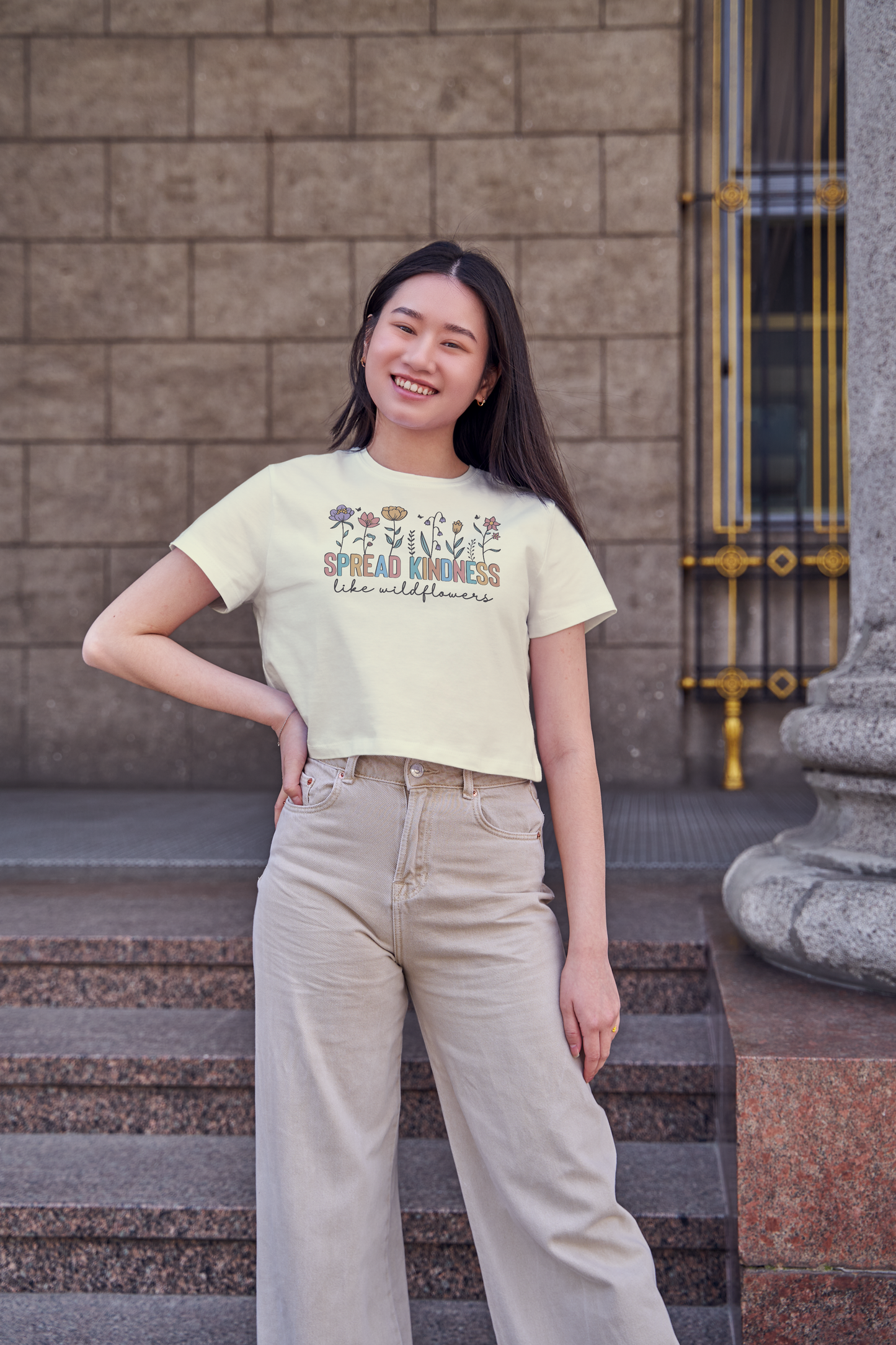 Répandez la gentillesse comme les fleurs sauvages T-shirt unisexe Bellas + Canvas